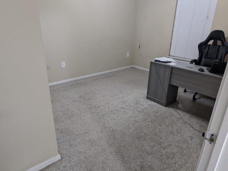 3 beds 2 baths Apartment