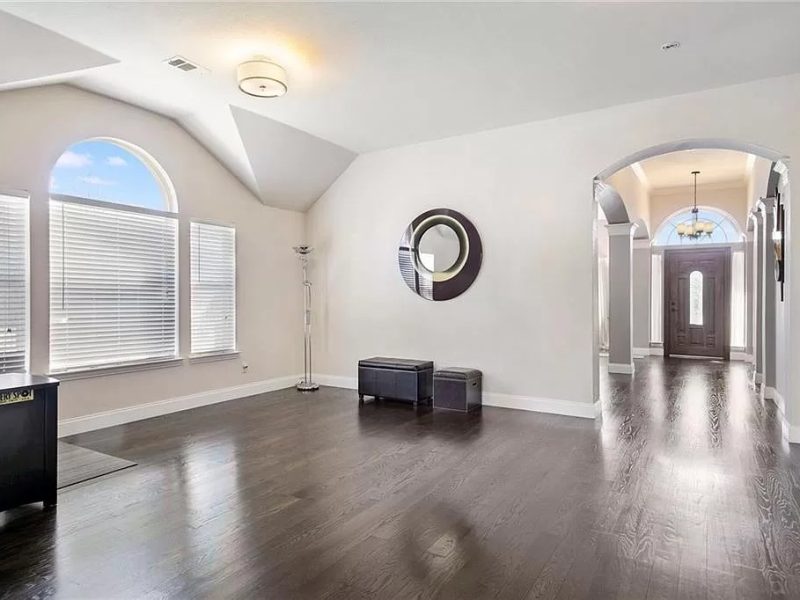 $399 Semi-Pvt. FURNISHED Room. ALL BILLS PAID/EVERYTHING INC. Huge Independent House In (NW) Plano. Close To EVERYTHING!