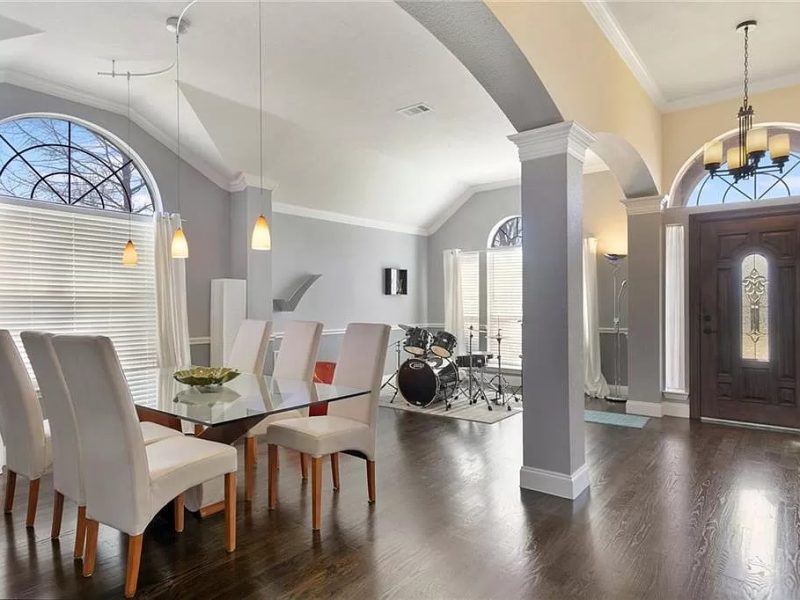 $399 Semi-Pvt. FURNISHED Room. ALL BILLS PAID/EVERYTHING INC. Huge Independent House In (NW) Plano. Close To EVERYTHING!