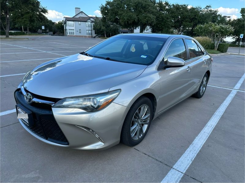Toyota Camry 2017 95K miles +14695866459