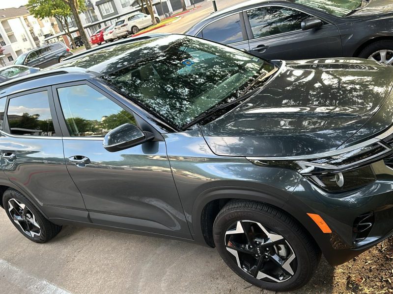 2023 KIA Seltos EX - 3K miles