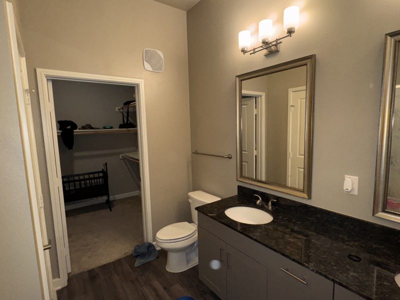 Furnished Single($900)/Shared($650) Room for Rent Near Desi District - Irving – Available from Jan 29th (Short/Long Term)