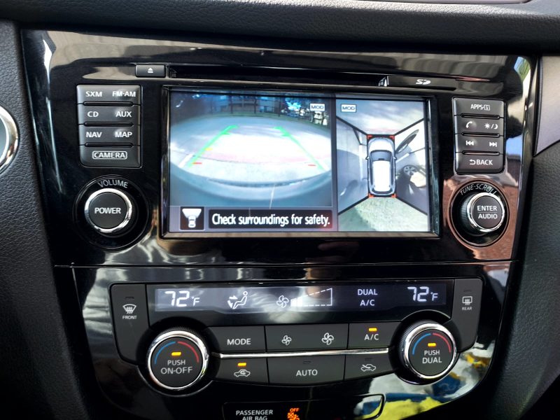 2015 Nissan rogue Sv 80k miles